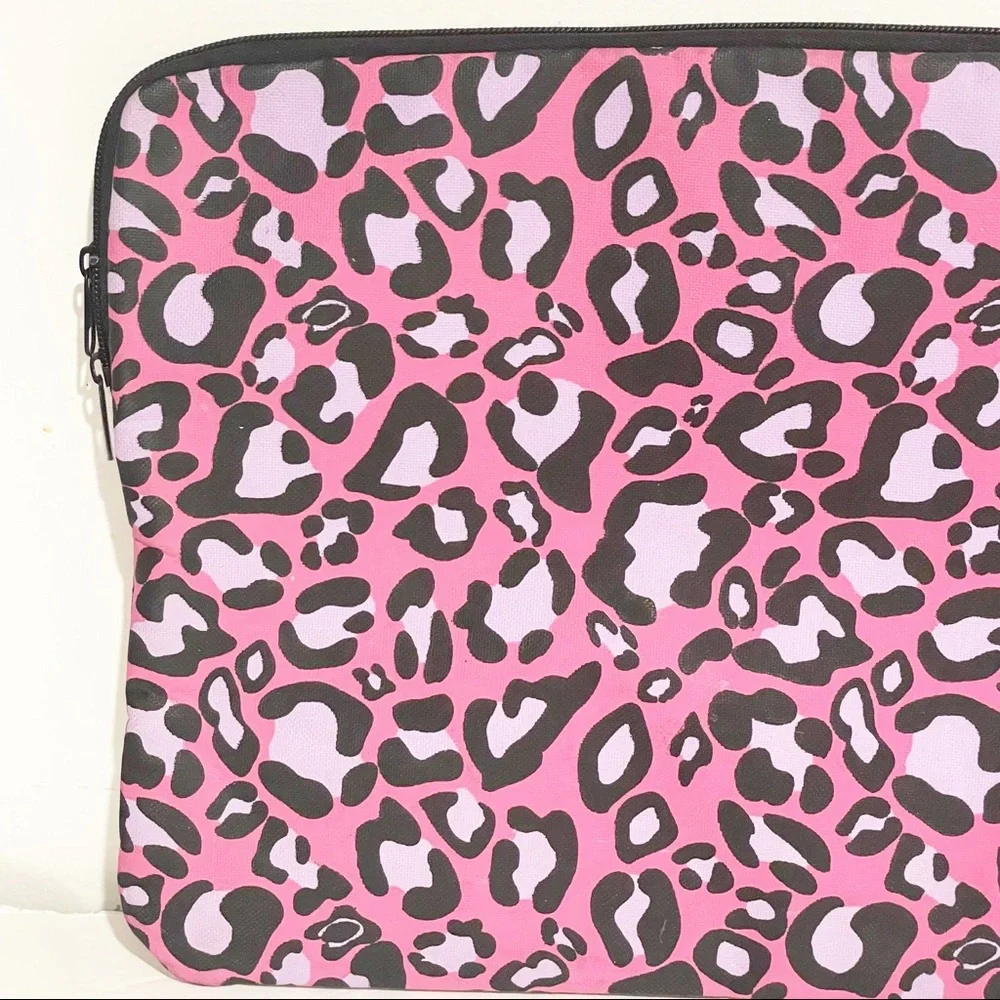 Pink Leopard Animal Print Spotted Full Zip Laptop‎ Case